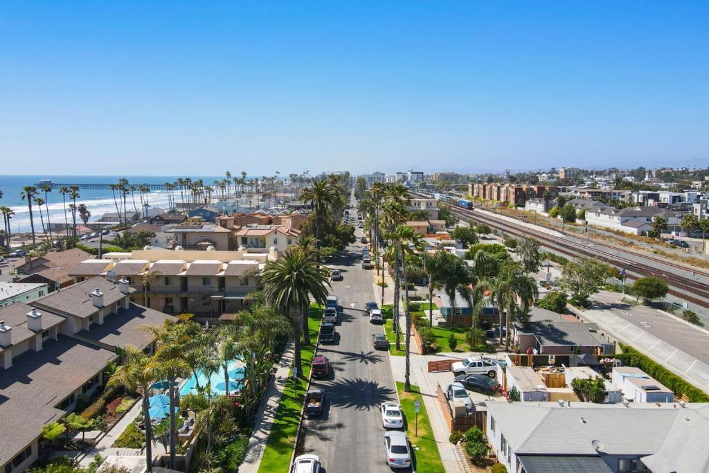 Oceanside Rocks Family Vacation Home Extérieur photo