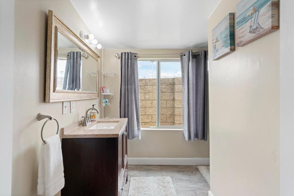 Oceanside Rocks Family Vacation Home Extérieur photo